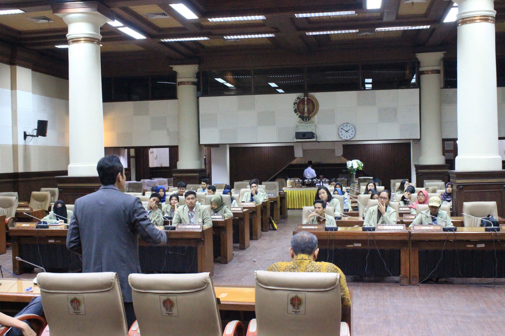Kunjungi DPRD DIY Mahasiswa DPP Fisipol UGM Pelajari Parlemen Lebih Dalam e Parlemen DPRD DIY